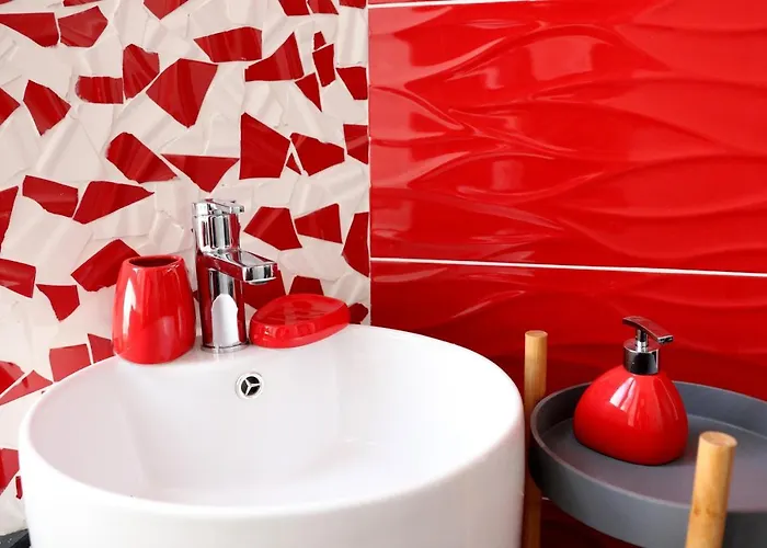 La Tour Notre Dame Bed & Breakfast